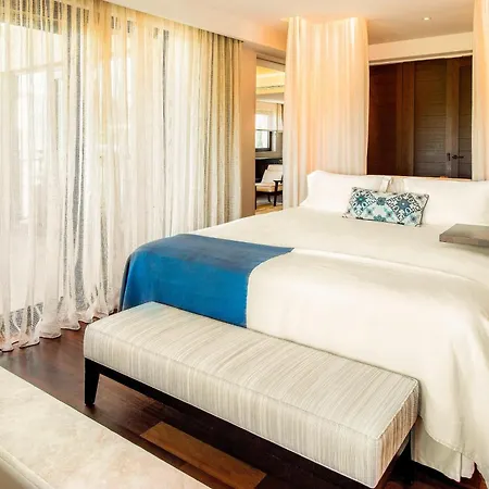 The Romanos, A Luxury Collection Resort, Costa Navarino